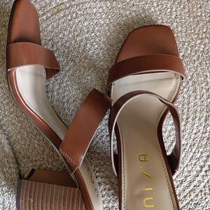 Unisa & Franco Sarto Sandals Size 8 – Heels & Flats